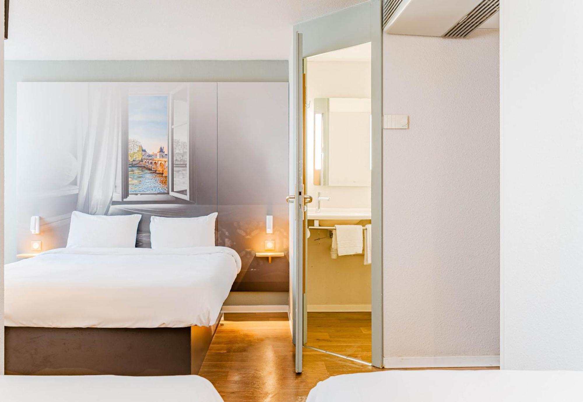 B&B Hotel Châtellerault Екстериор снимка