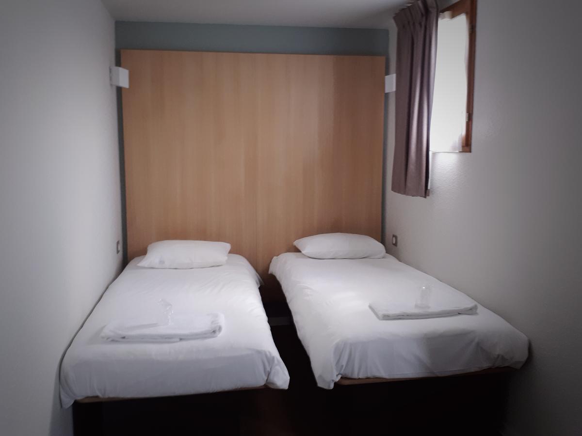 B&B Hotel Châtellerault Екстериор снимка