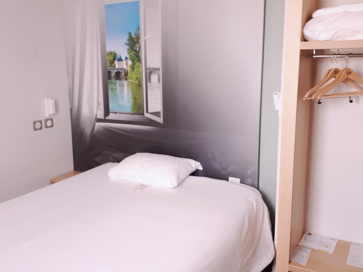 B&B Hotel Châtellerault Екстериор снимка