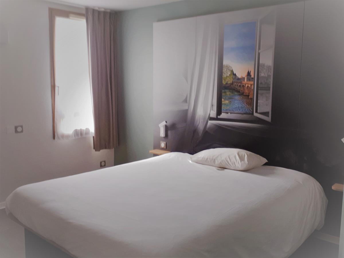 B&B Hotel Châtellerault Екстериор снимка