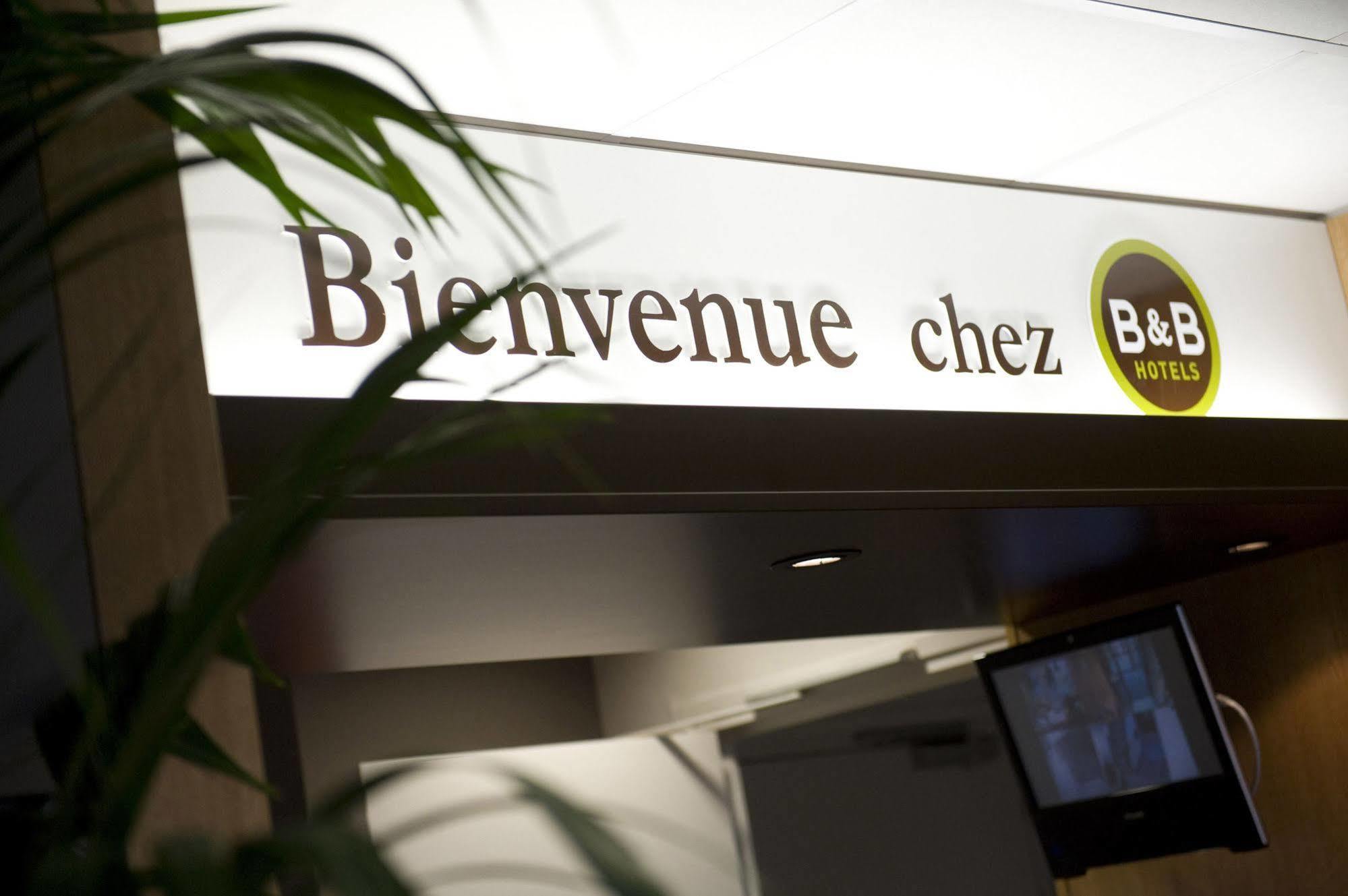 B&B Hotel Châtellerault Екстериор снимка