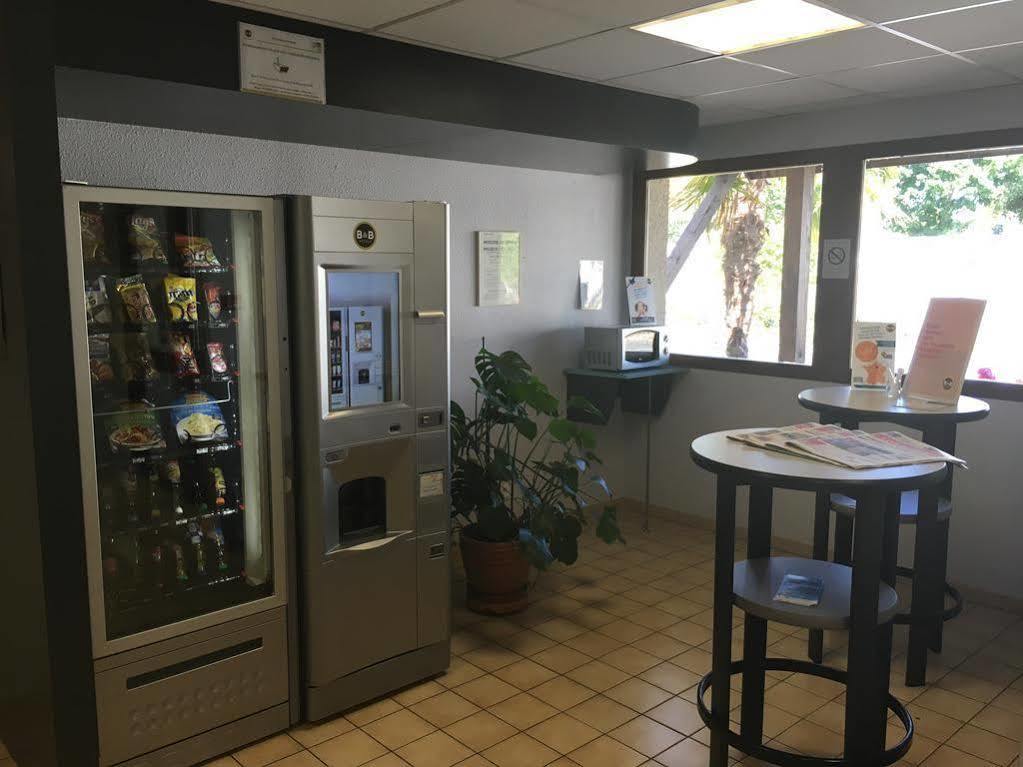B&B Hotel Châtellerault Екстериор снимка