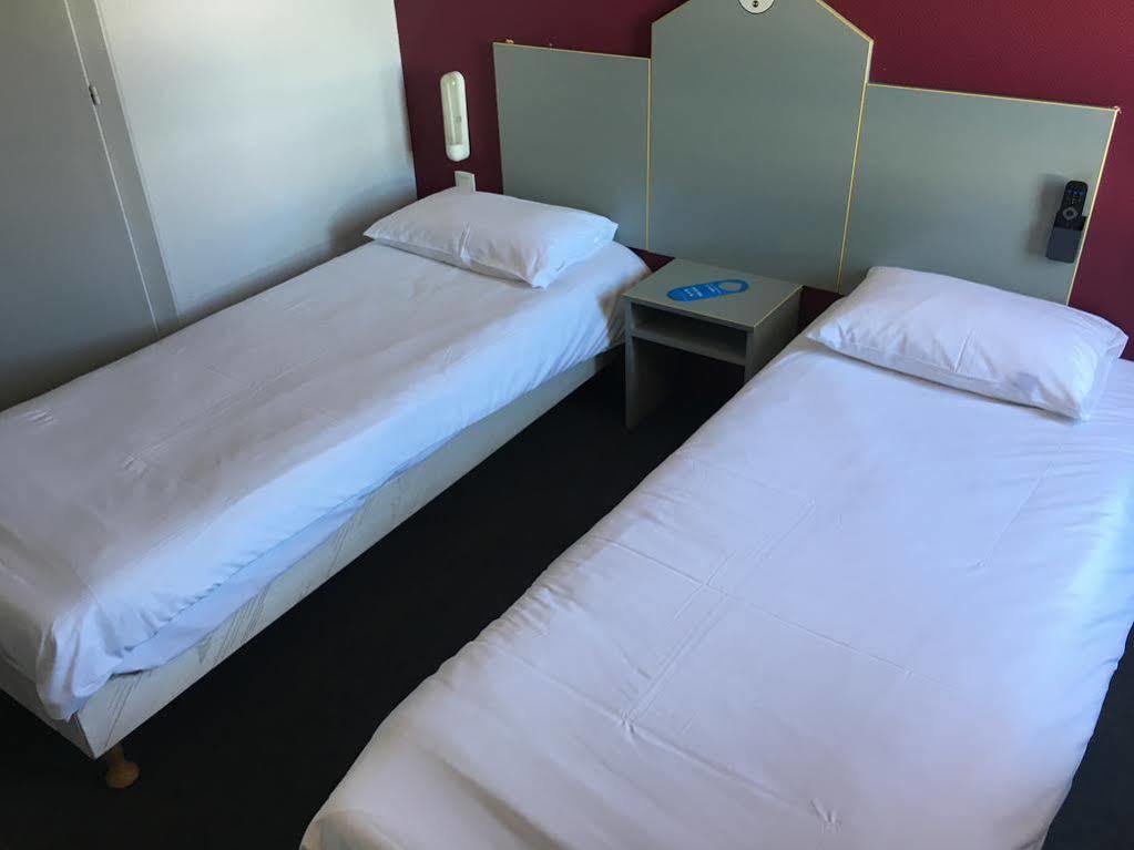 B&B Hotel Châtellerault Екстериор снимка